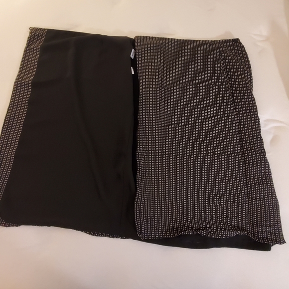 Ann Taylor Silk wrap skirt - Picture 3 of 6